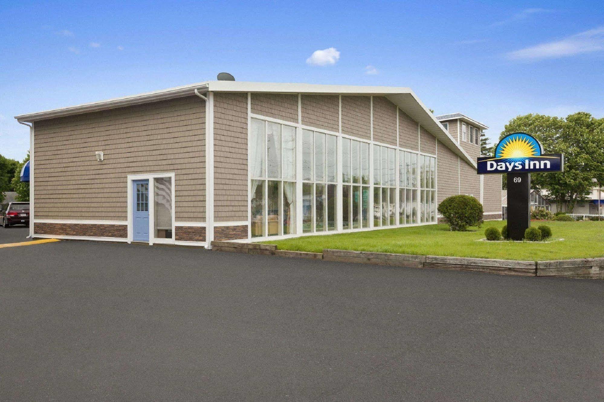 Days Inn By Wyndham - Cape Cod West Yarmouth Kültér fotó